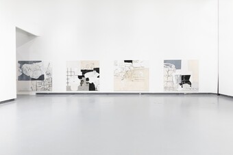 Fedele Maura Friede (*1997) eigentlich räumt niemand gerne auf (Installationsansicht HGB Galerie  2024), 2024 © Fedele Maura Friede  Foto: Viktoria Conzelman