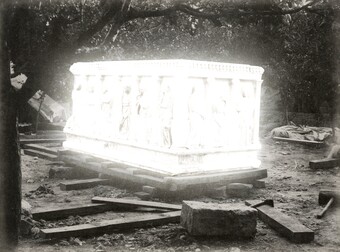 Akram Zaatari (*1966), Aus der Serie: An Extraordinary Event, 2018, Courtesy of Rare Books Library, Istanbul University, © Akram Zaatari