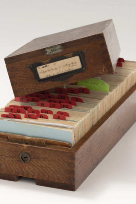  Kartothek der abgegangenen und getauschten Bilder (Ausschnitt), © Christoph Irrgang, Hamburger Kunsthalle. 