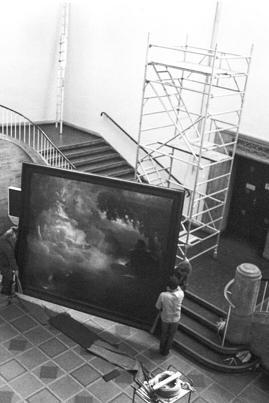 Elke Walford, Ausstellungsaufbau »Goya. Das Zeitalter der Revolutionen vor dem Kupferstichkabinett«, Hamburger Kunsthalle, 1980