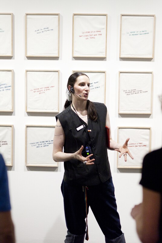 Prideweek_Queere Führung_Nina Kuttler © Vera Drebusch