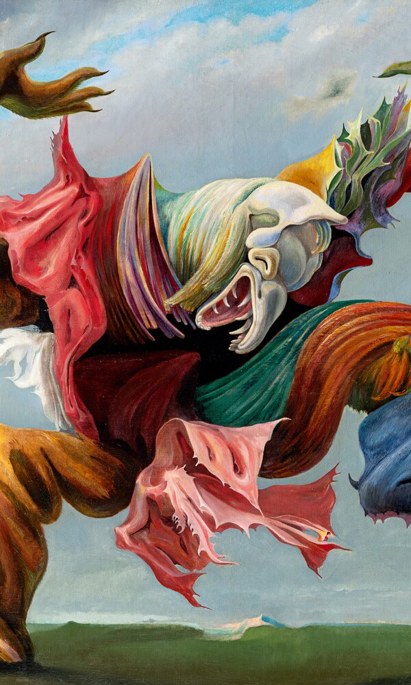 Max Ernst (1891–1976), Der Hausengel (Der Triumph des Surrealismus), 1937, Öl auf Leinwand, 114,2 x 146,5 cm, Collection Hersaint © Vincent Everarts Photography Brussels / VG Bild-Kunst, Bonn 2025